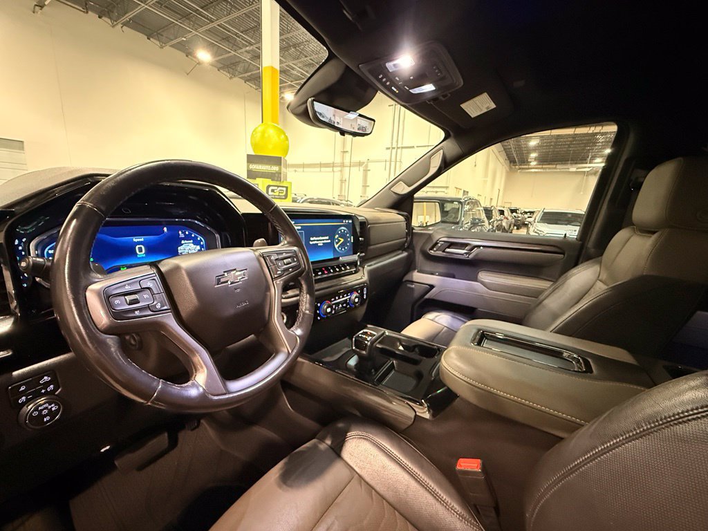 Used 2022 Chevrolet Silverado 1500 ZR2 w/ Technology Package AWD/4WD image 17