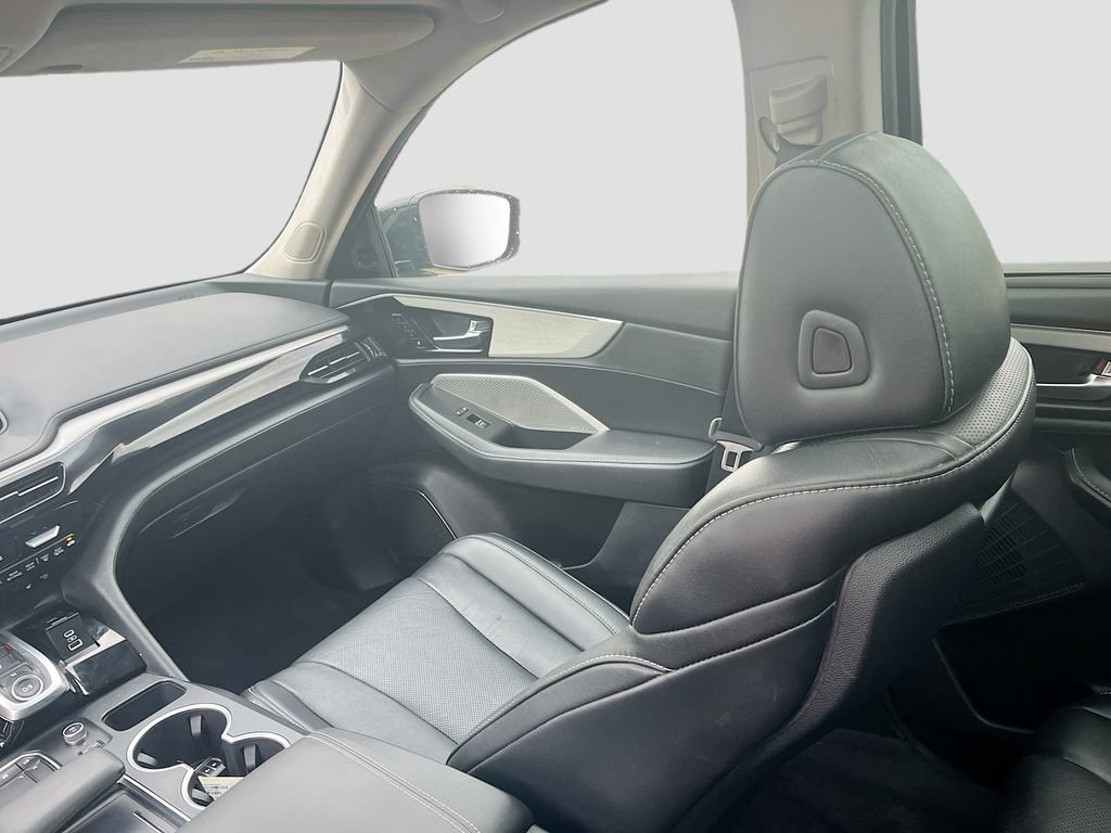 Used 2024 Acura MDX w/ Technology Package FWD image 24
