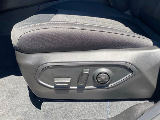 New 2025 Jeep Grand Cherokee Laredo X w/ Luxury Tech Group I AWD/4WD image 16