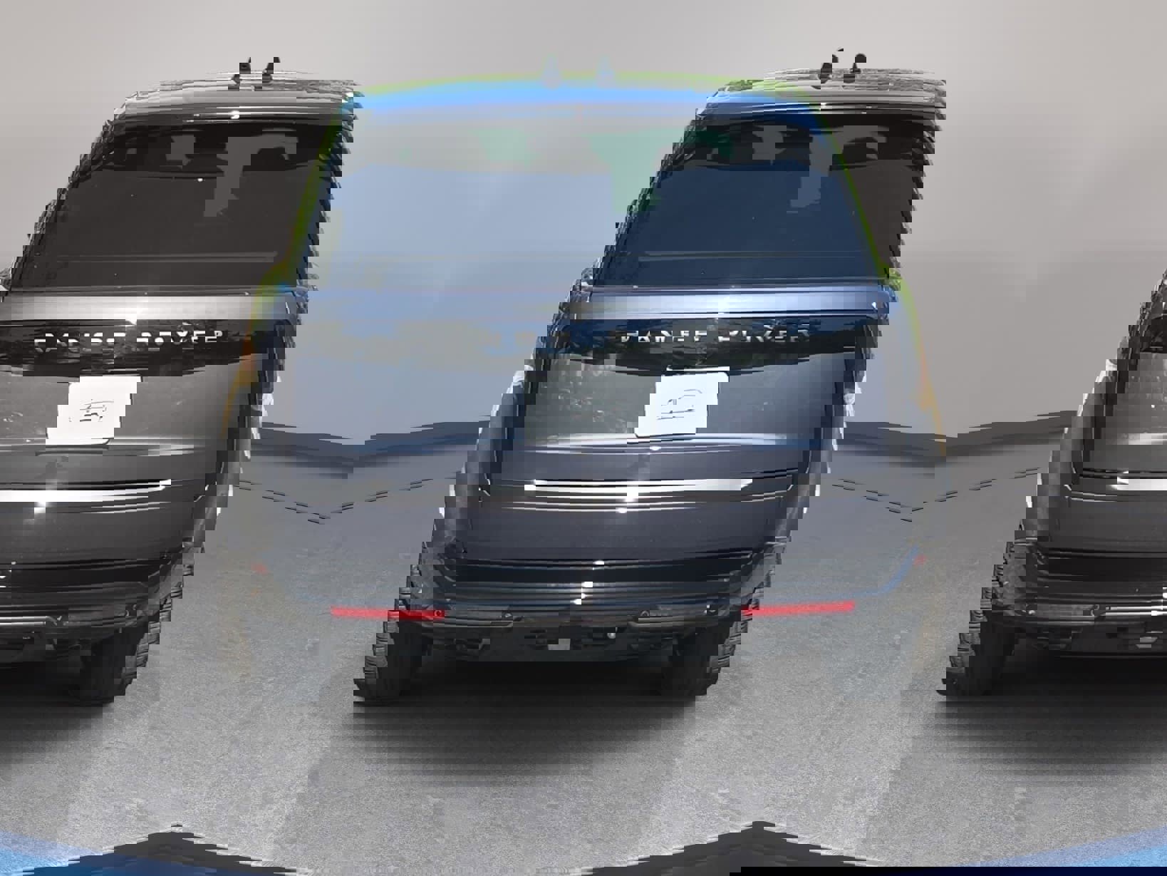 New 2026 Land Rover Range Rover Long Wheelbase SE image 6