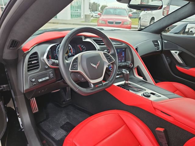 Used 2015 Chevrolet Corvette Z06 w/ 3LZ Preferred Equipment Group image 10