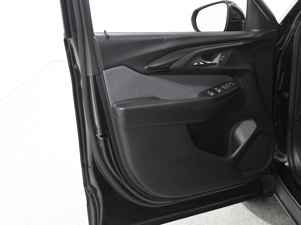 Certified 2023 Chevrolet TrailBlazer LT w/ Convenience Package image 4
