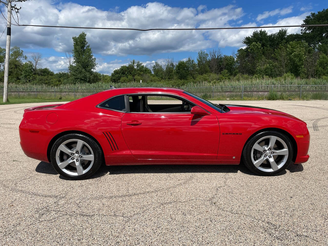 Used 2010 Chevrolet Camaro SS w/ LPO, Ground Effects Package RWD image 77