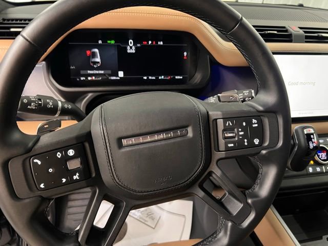 Used 2025 Land Rover Defender 130 V8 image 32