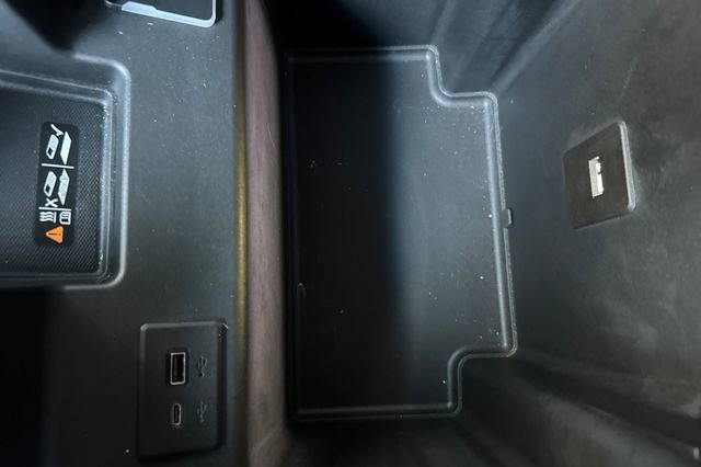 Used 2023 Chevrolet Silverado 1500 LTZ AWD/4WD image 33