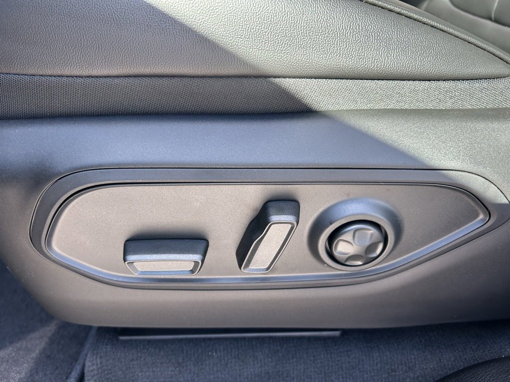 New 2025 Jeep Grand Cherokee Limited image 13