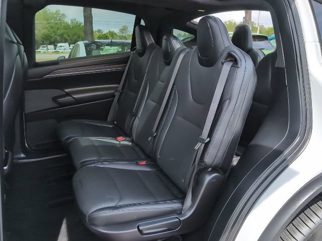 Used 2022 Tesla Model X image 21