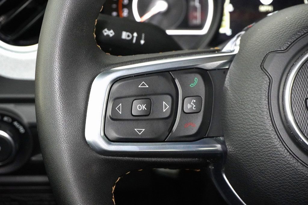 Used 2024 Jeep Wrangler Sahara image 20