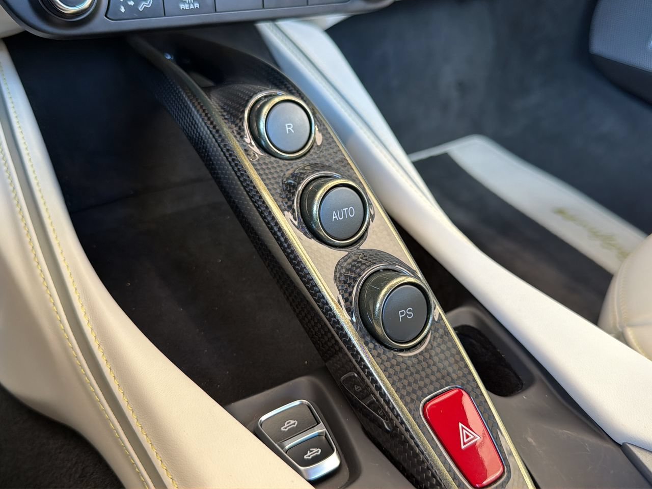 Used 2023 Ferrari Portofino M RWD image 27