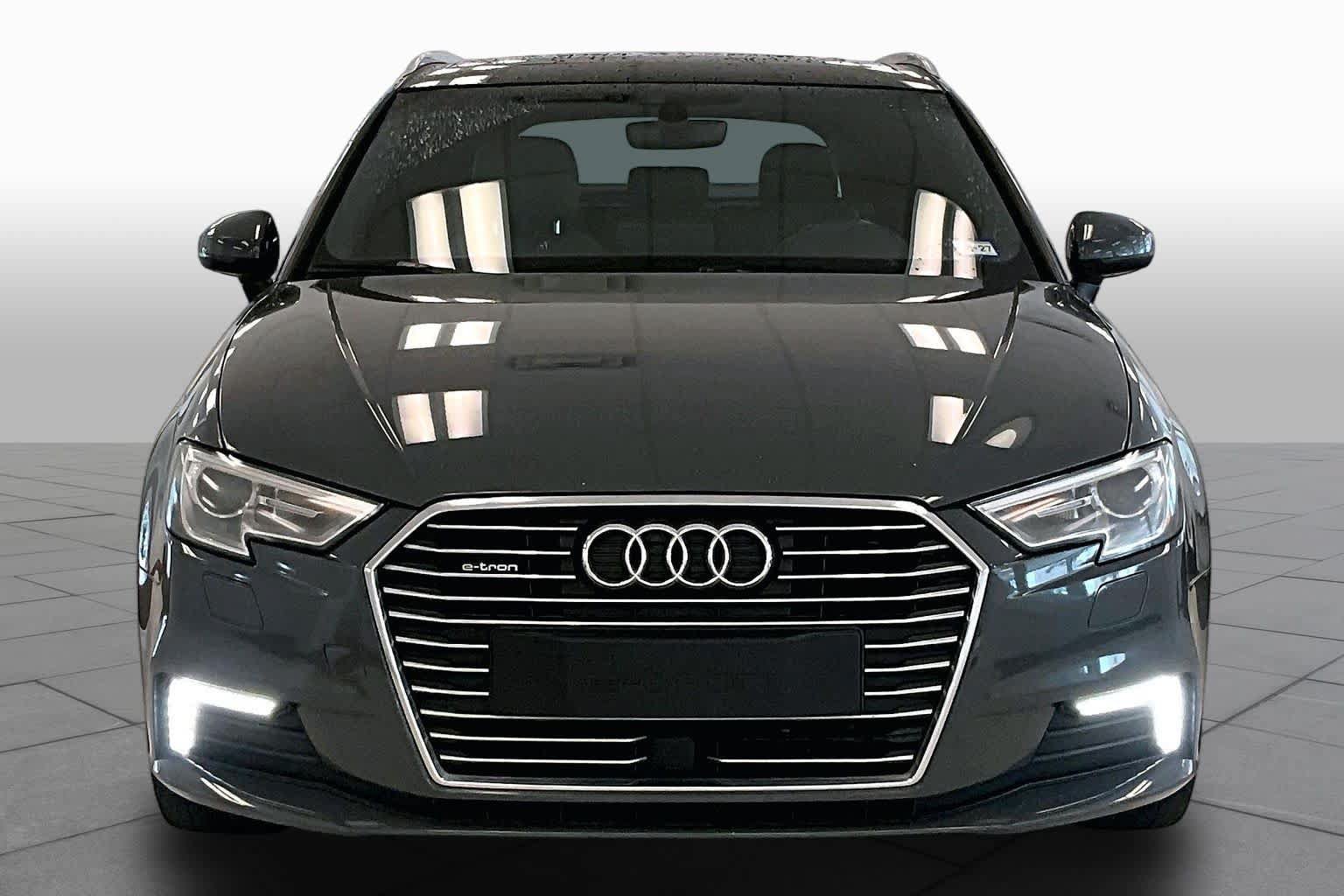 Used 2017 Audi A3 e-tron Premium w/ Sport Package FWD image 3