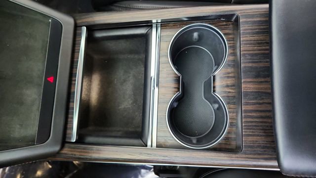 Used 2022 Tesla Model X image 52