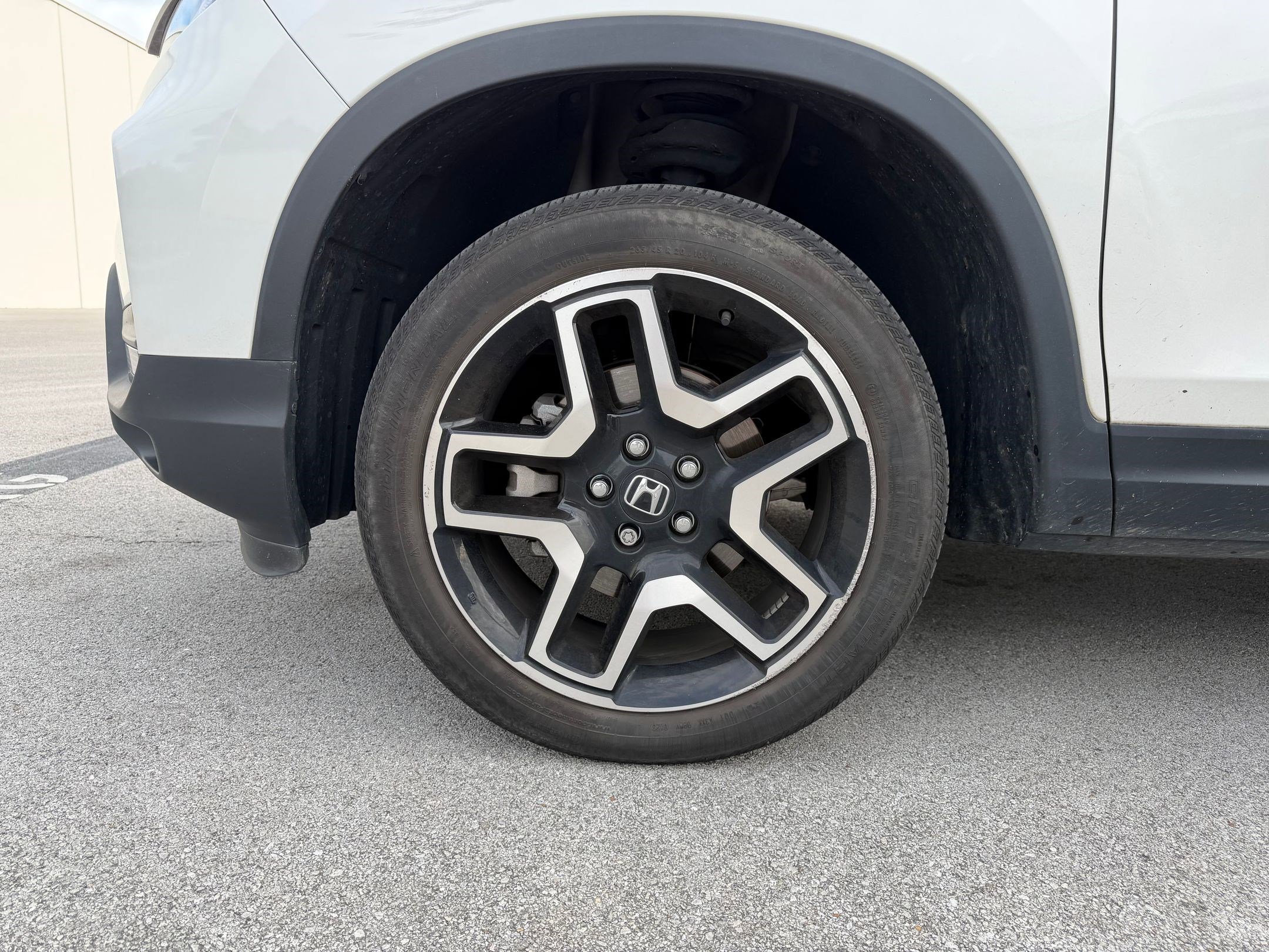 Used 2023 Honda Passport Elite image 5