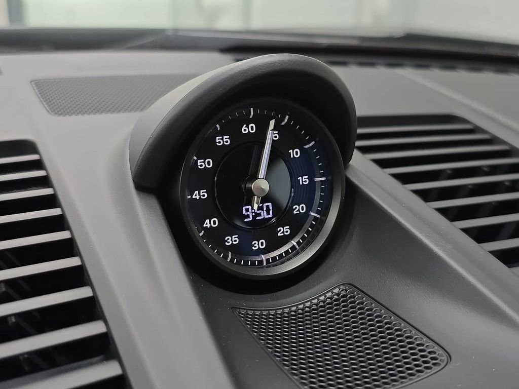 New 2026 Porsche 911 Carrera T RWD image 21
