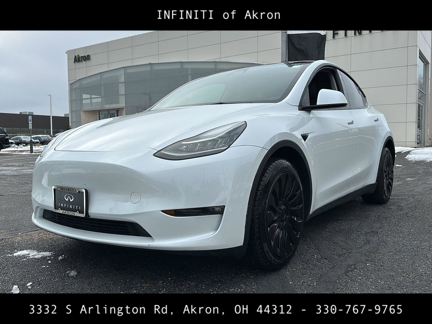 Used 2022 Tesla Model Y Long Range image 1