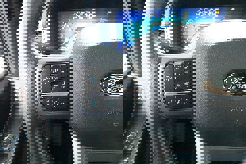 Used 2024 Ford F150 Lariat w/ Equipment Group 502A High image 13