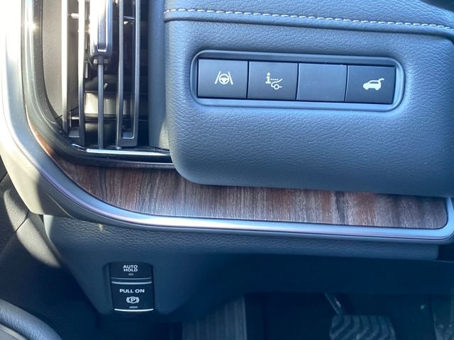 New 2026 Nissan Armada Platinum Reserve image 16