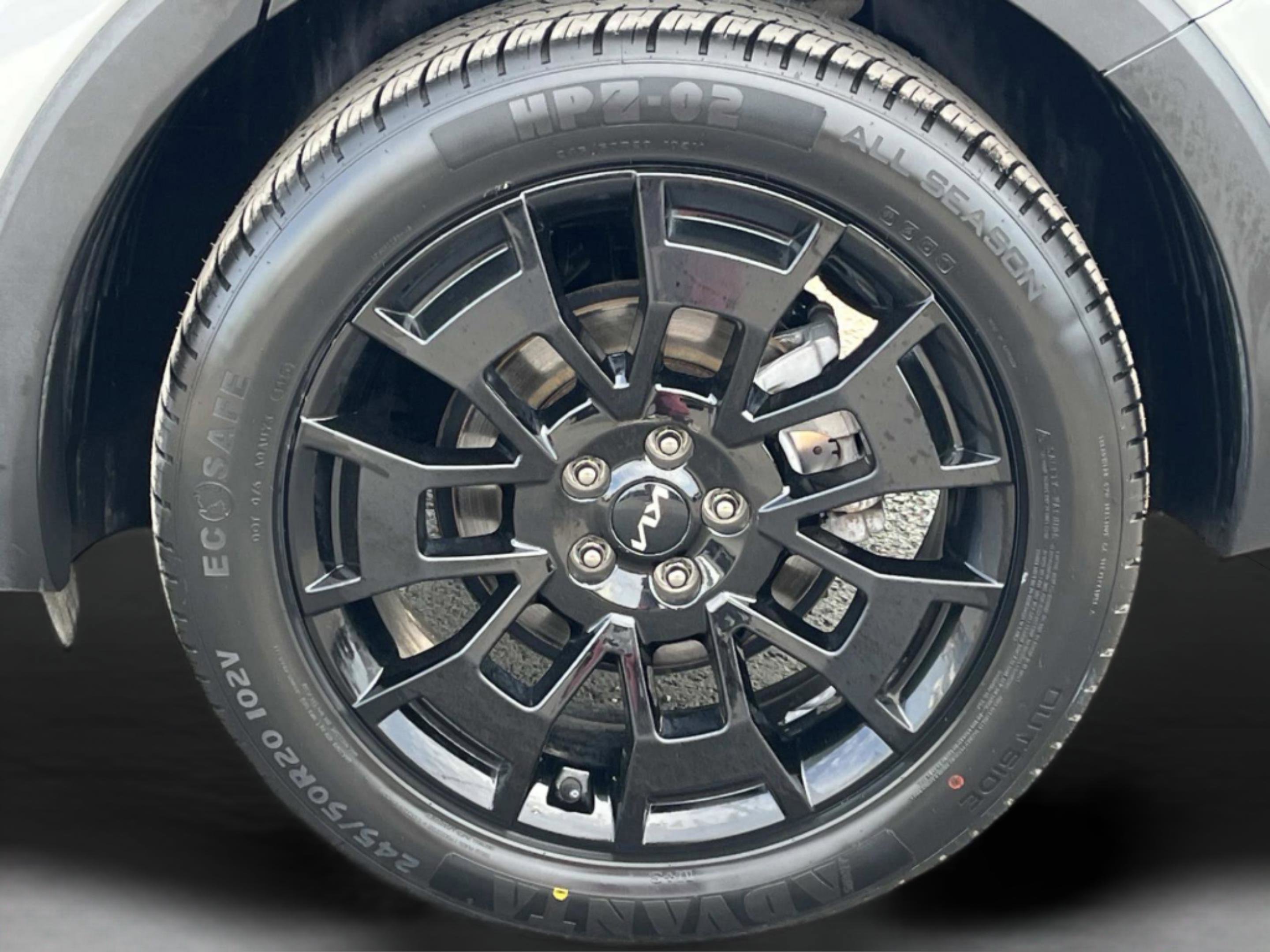 Used 2022 Kia Telluride SX w/ SX Prestige Package image 11