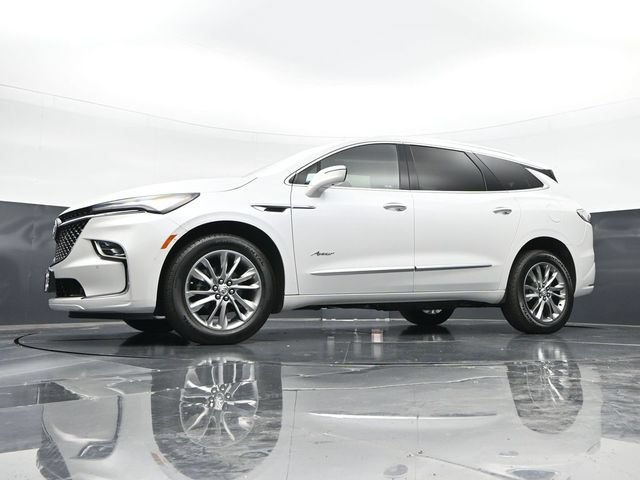Used 2023 Buick Enclave Avenir w/ Avenir Technology Package AWD/4WD image 46