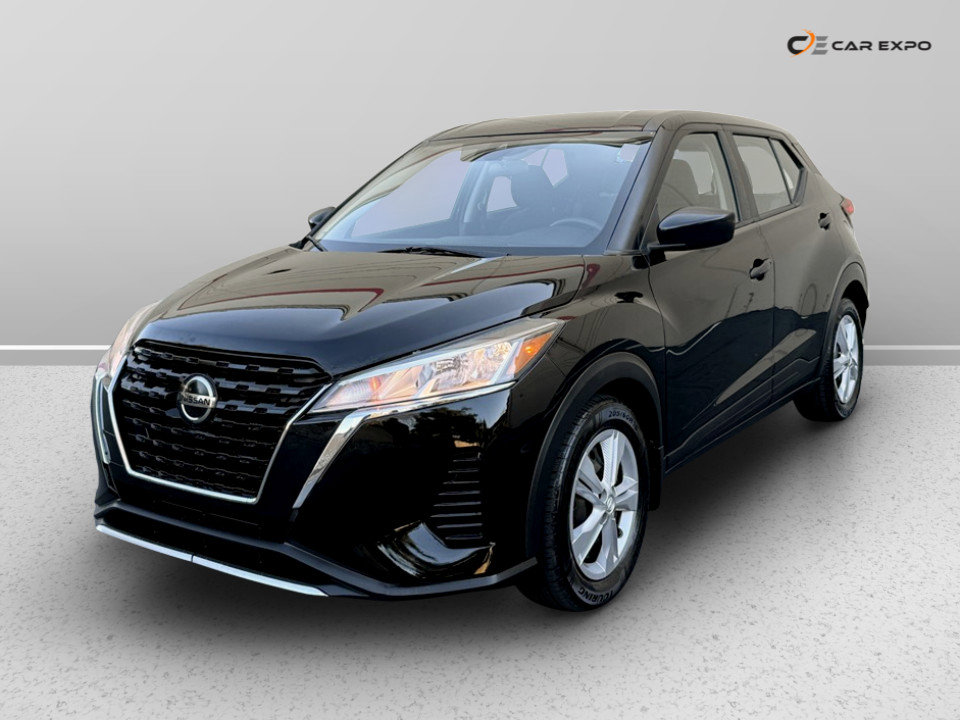 Used 2021 Nissan Kicks S image 3