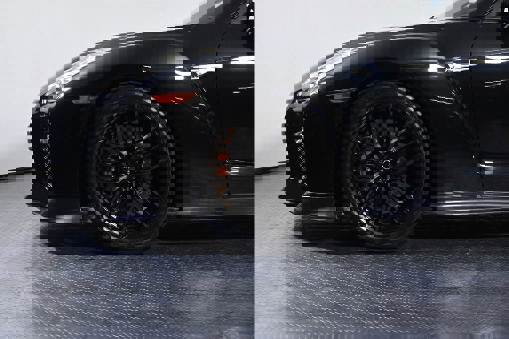 Used 2018 Nissan GT-R Premium w/ Premium Interior Package AWD/4WD image 25