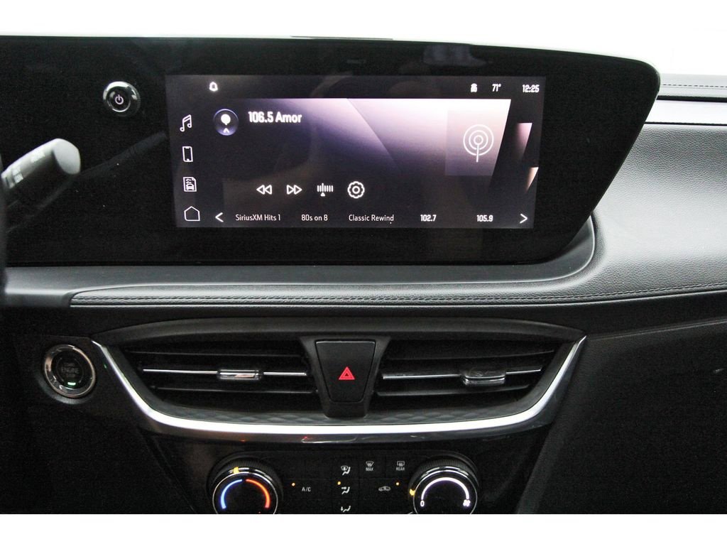Used 2024 Buick Encore GX Sport Touring FWD image 22