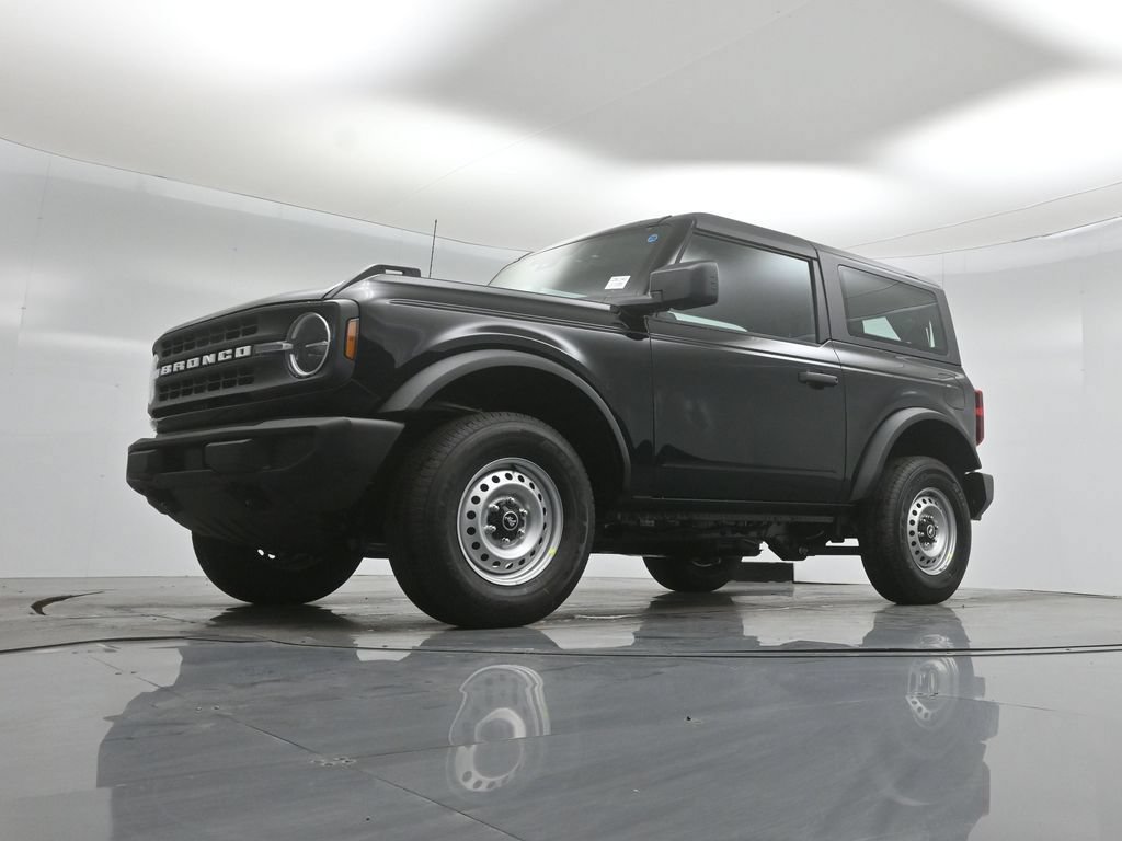 New 2026 Ford Bronco 2-Door AWD/4WD image 36
