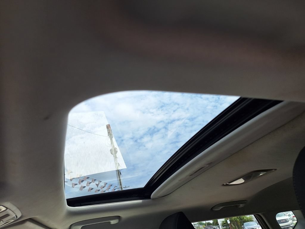 Used 2020 Kia Soul GT-Line w/ GT 2.0L Power Sunroof Package FWD image 22