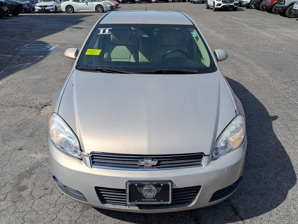 Used 2011 Chevrolet Impala LT w/ Luxury Edition Package FWD image 3