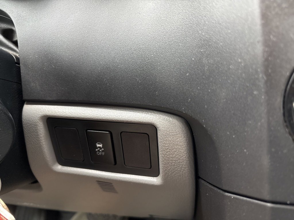 Used 2011 Toyota Tundra 2WD Double Cab image 12