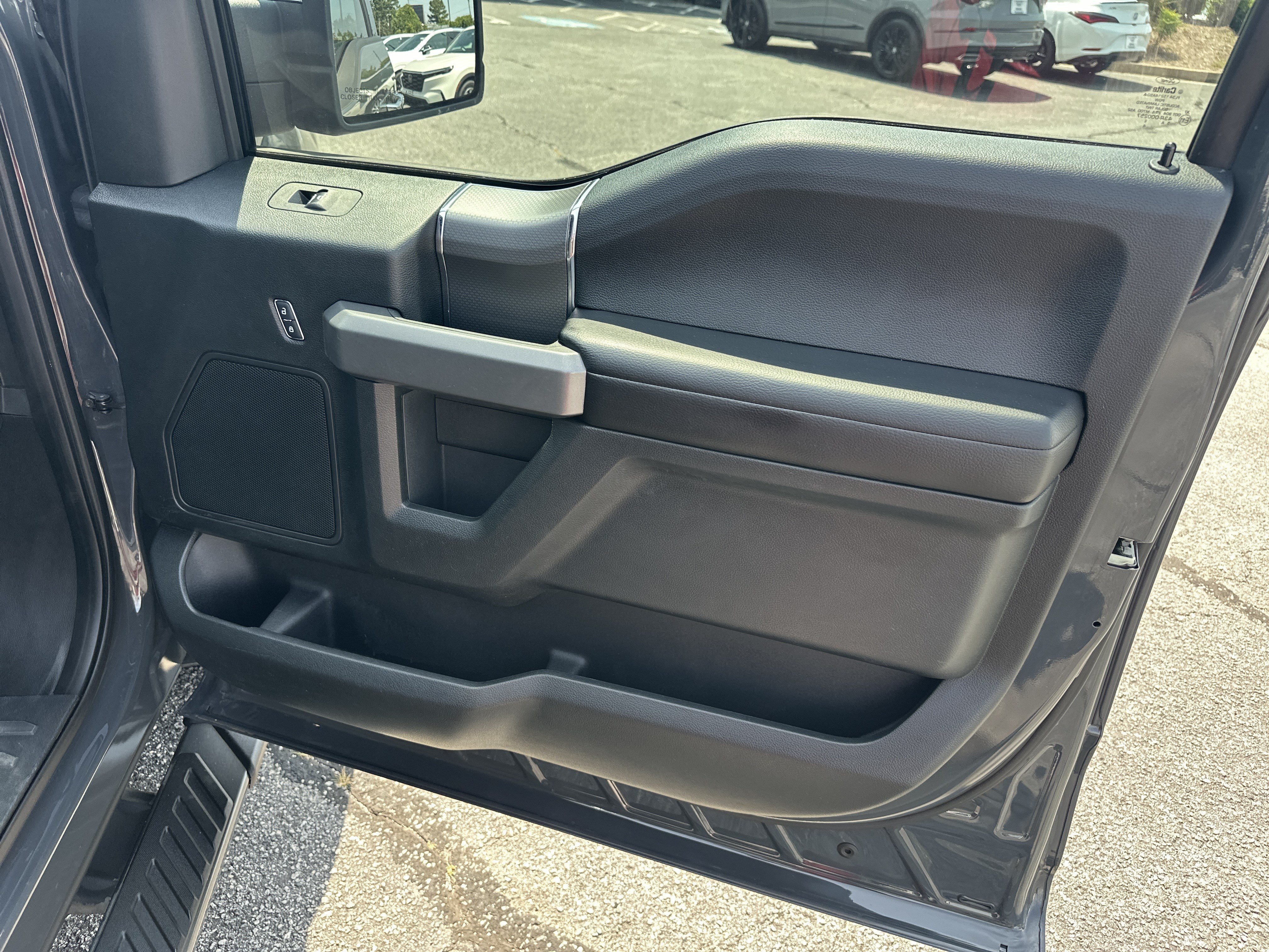 Used 2016 Ford F150 XLT w/ Equipment Group 302A Luxury RWD image 16