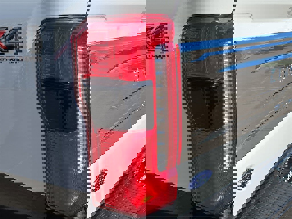 Used 2024 Ford F350 King Ranch image 30