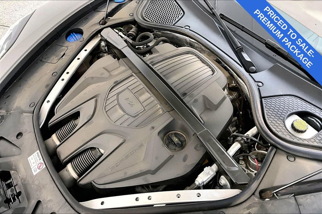 Used 2025 Porsche Panamera 4 w/ Premium Package image 42