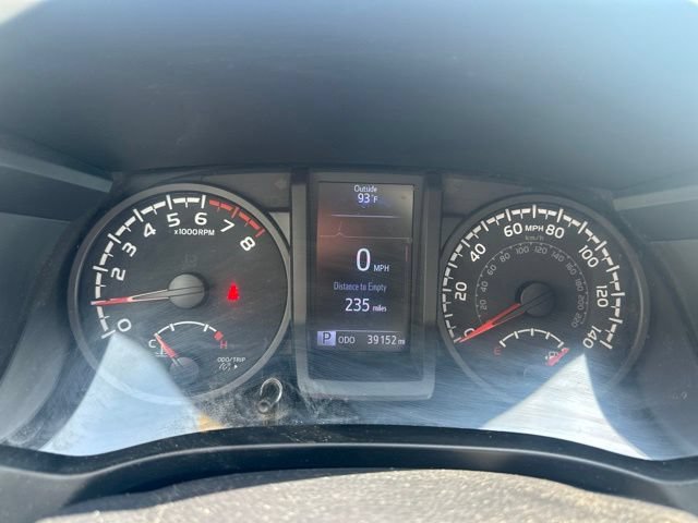 Used 2020 Toyota Tacoma SR AWD/4WD image 11
