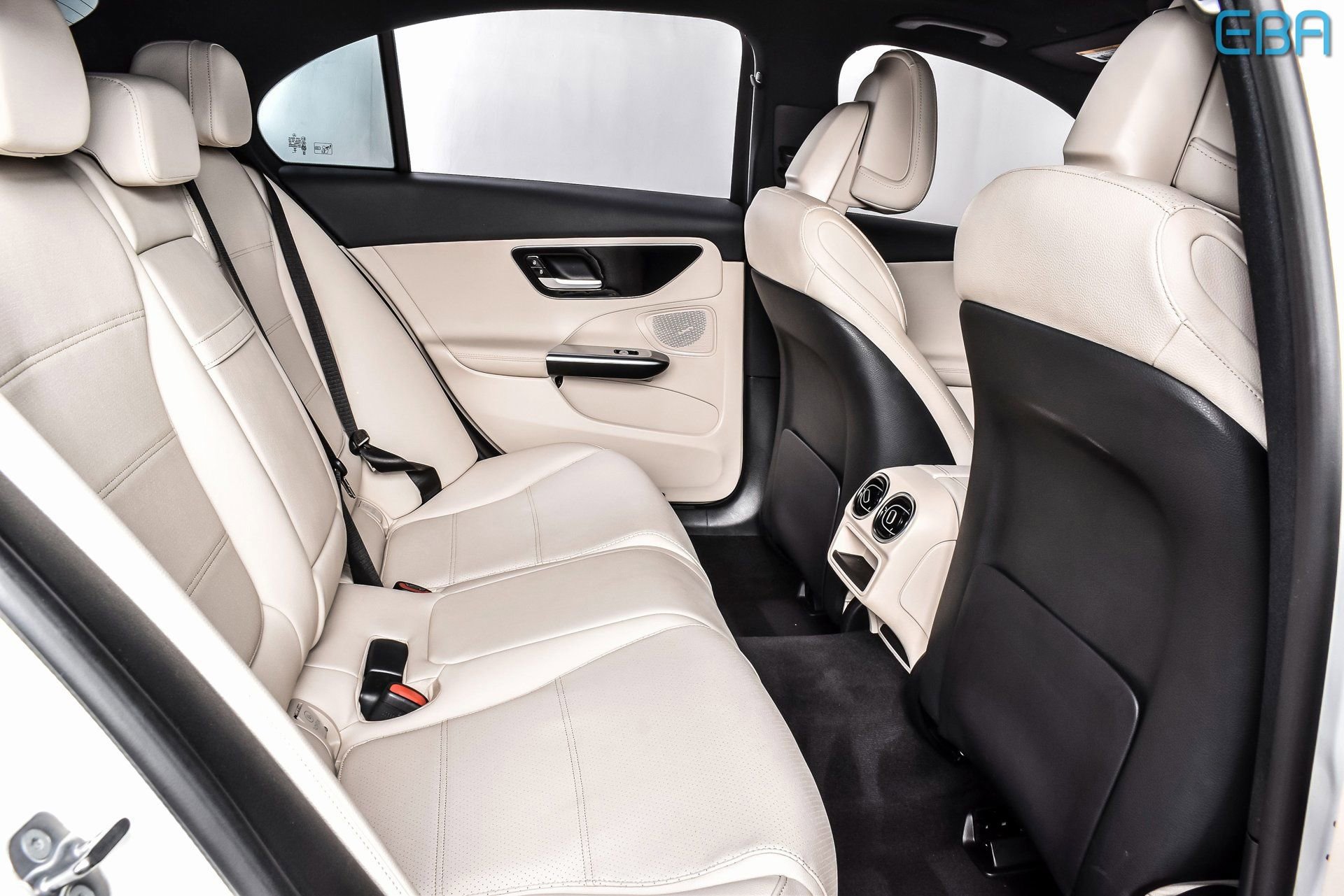 Used 2024 Mercedes-Benz C 300 4MATIC Sedan image 23