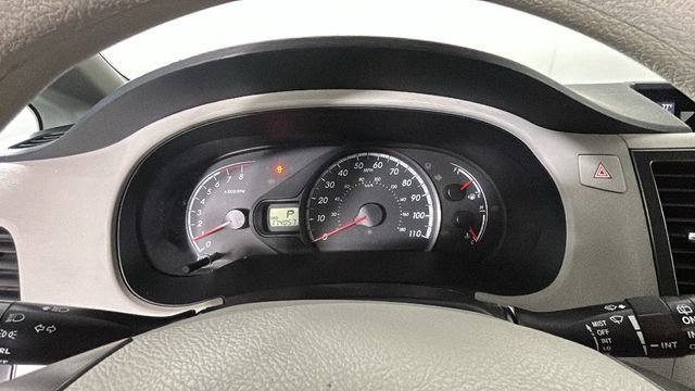 Used 2014 Toyota Sienna LE AWD/4WD image 17