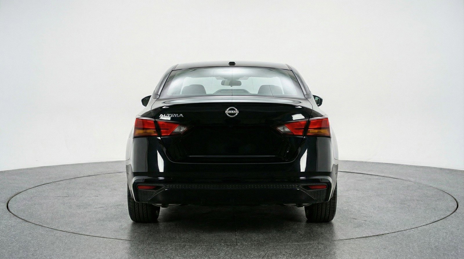 Used 2025 Nissan Altima 2.5 SV image 7