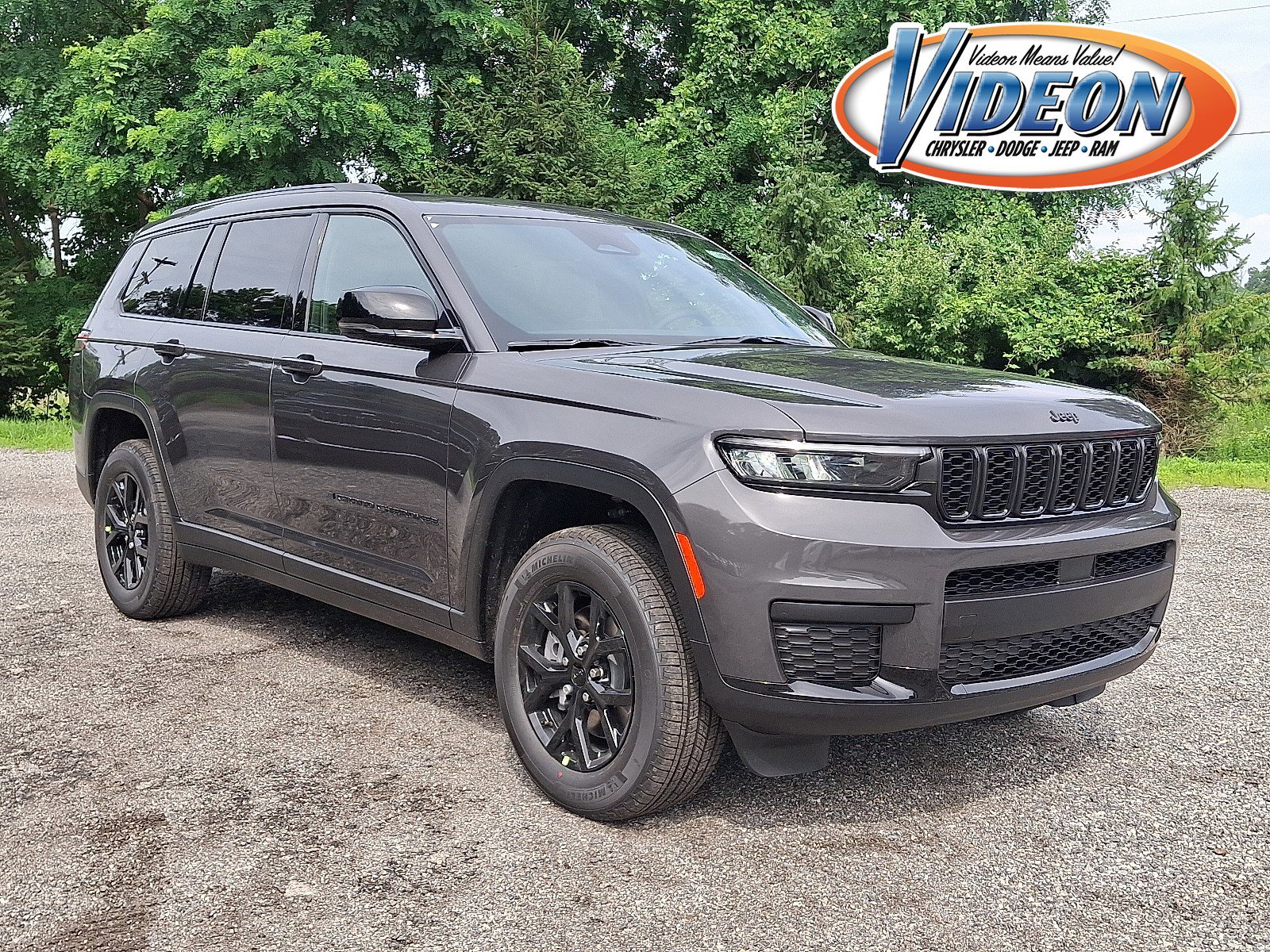 New 2025 Jeep Grand Cherokee L Altitude