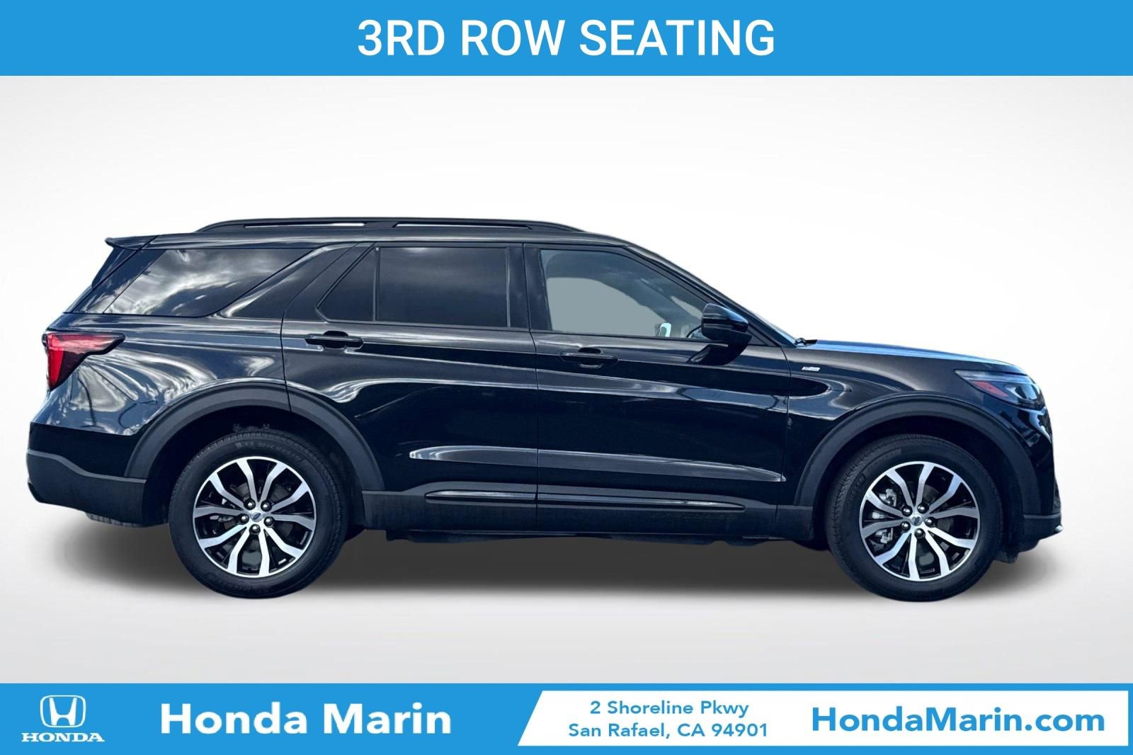 Used 2025 Ford Explorer ST-Line AWD/4WD image 4
