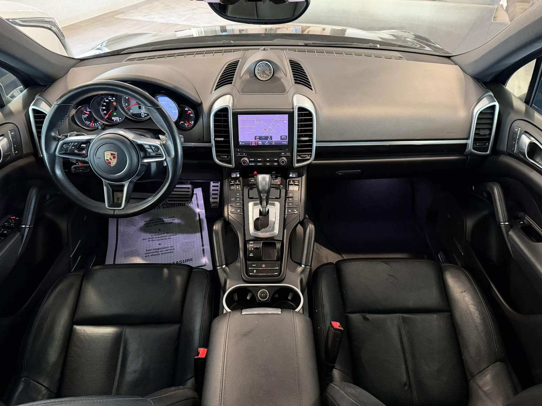 Used 2017 Porsche Cayenne S AWD/4WD image 22