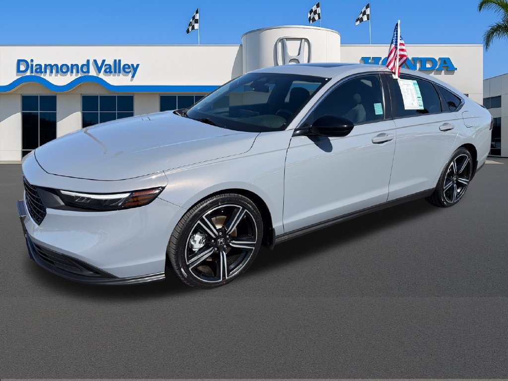 Used 2023 Honda Accord Sport image 3