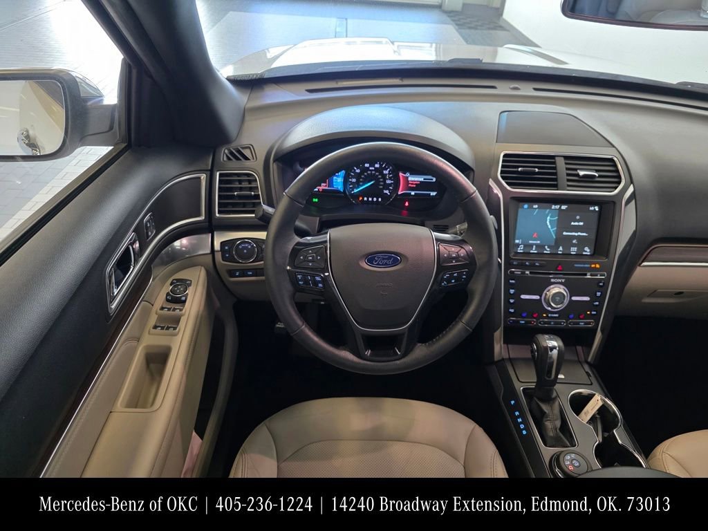 Used 2018 Ford Explorer Limited w/ Equipment Group 301A image 11