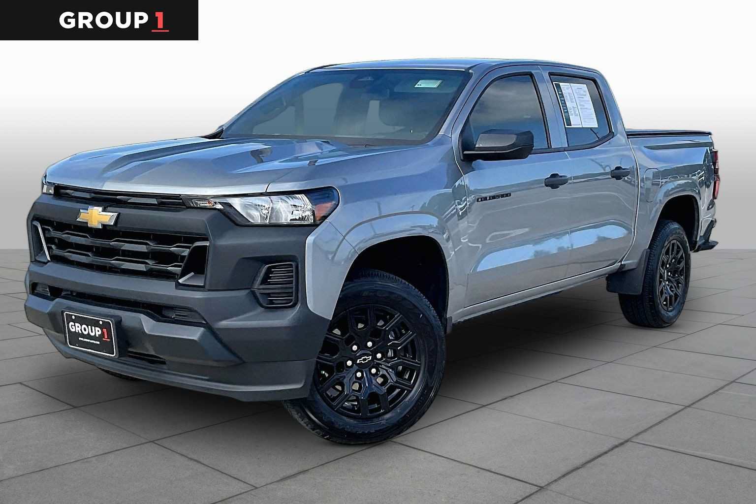 Used 2025 Chevrolet Colorado W/T w/ WT Custom Package RWD image 1