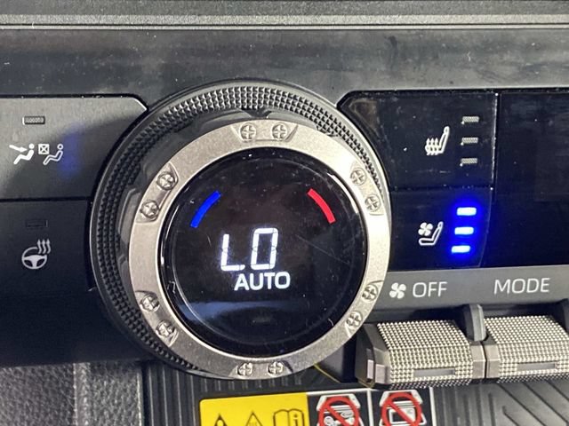 Used 2025 Toyota 4Runner Limited w/ Tow Technology Package AWD/4WD image 25