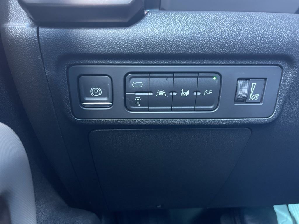 Used 2024 GMC Hummer EV 2X image 24