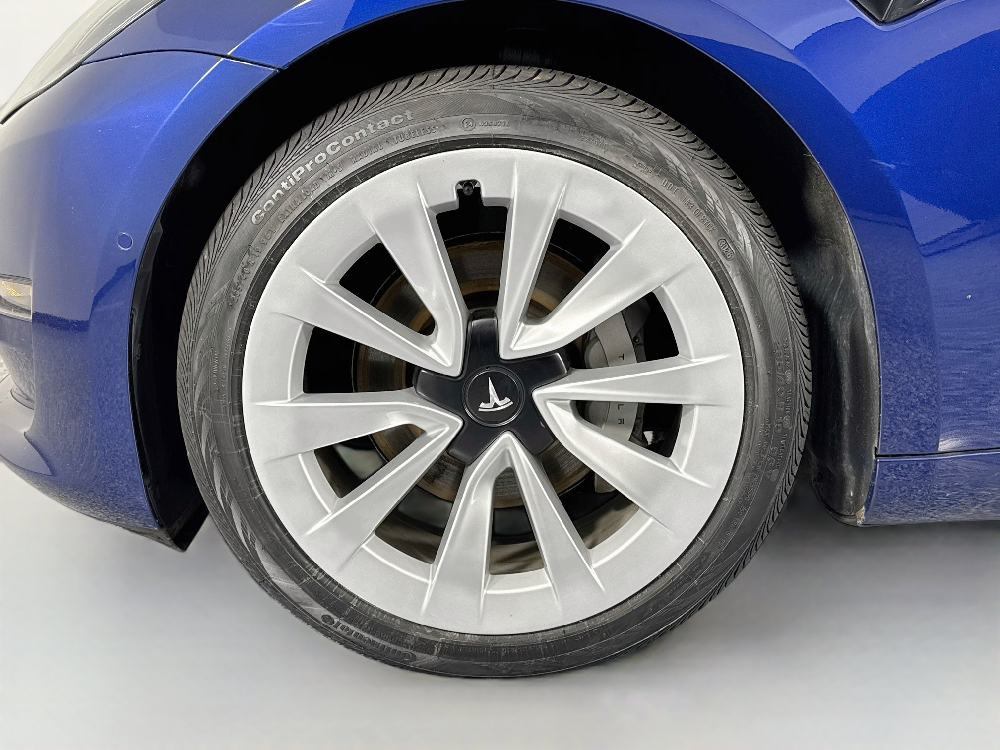 Used 2021 Tesla Model 3 Long Range AWD/4WD image 30