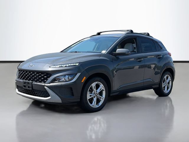 Used 2023 Hyundai Kona SEL AWD/4WD image 2