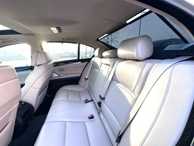 Used 2013 BMW 550i xDrive 550i xDrive image 20