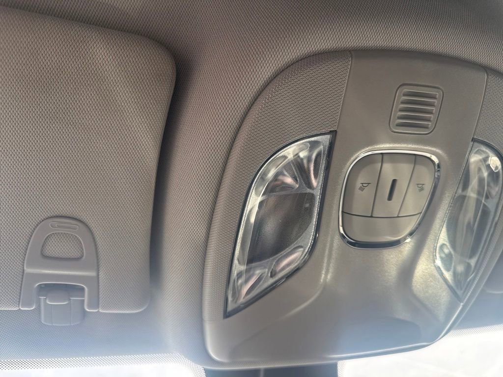 Certified 2022 Jeep Compass Limited image 24