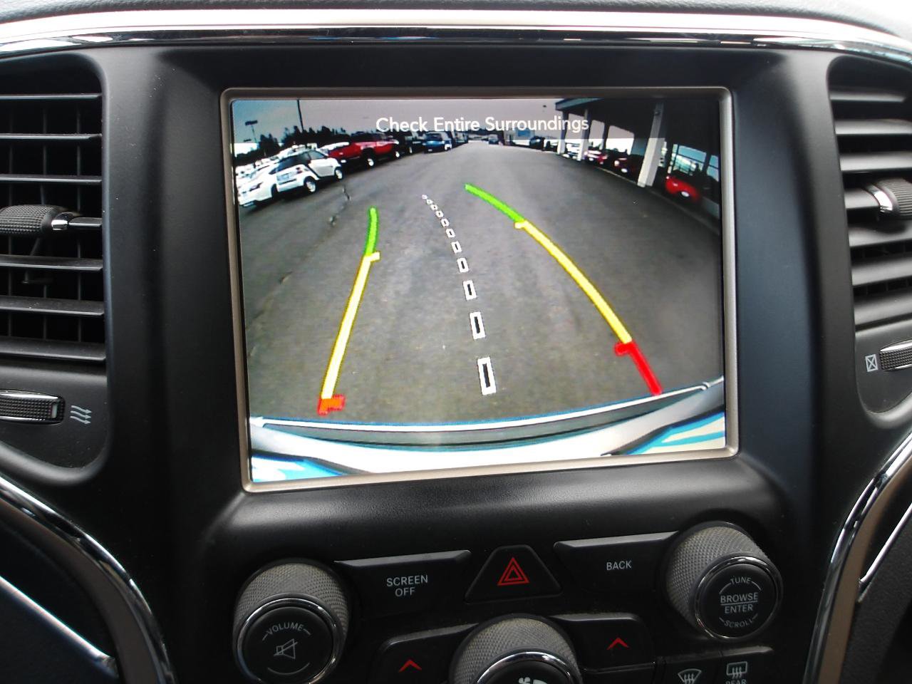 Used 2017 Jeep Grand Cherokee Limited w/ Luxury Group II image 19