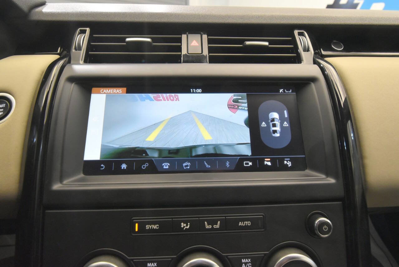 Used 2020 Land Rover Discovery SE AWD/4WD image 23